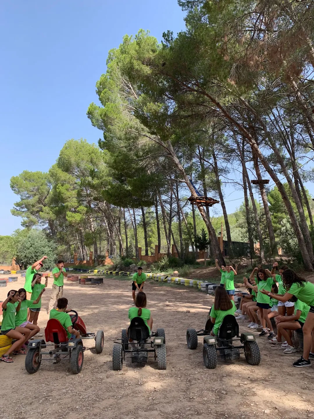 CAMPUS MORAGETE campamentos de inmersión en inglés con monitores titulados en Valencia