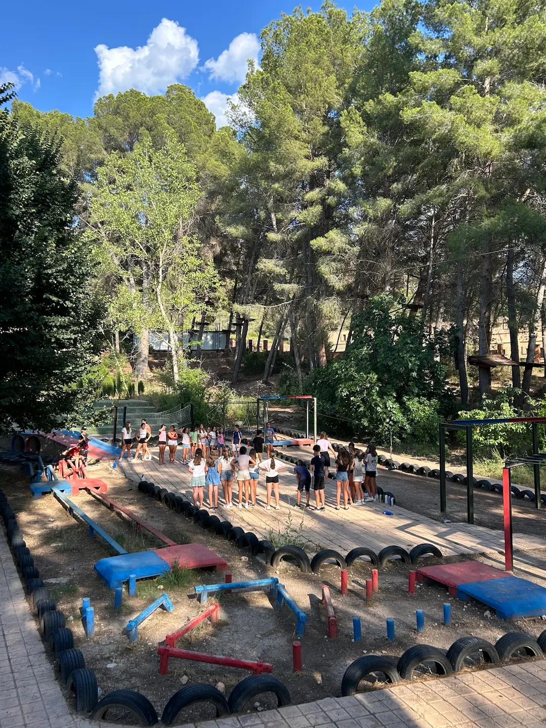 Instalaciones del campus para campamentos de verano y eventos grupales en Valencia